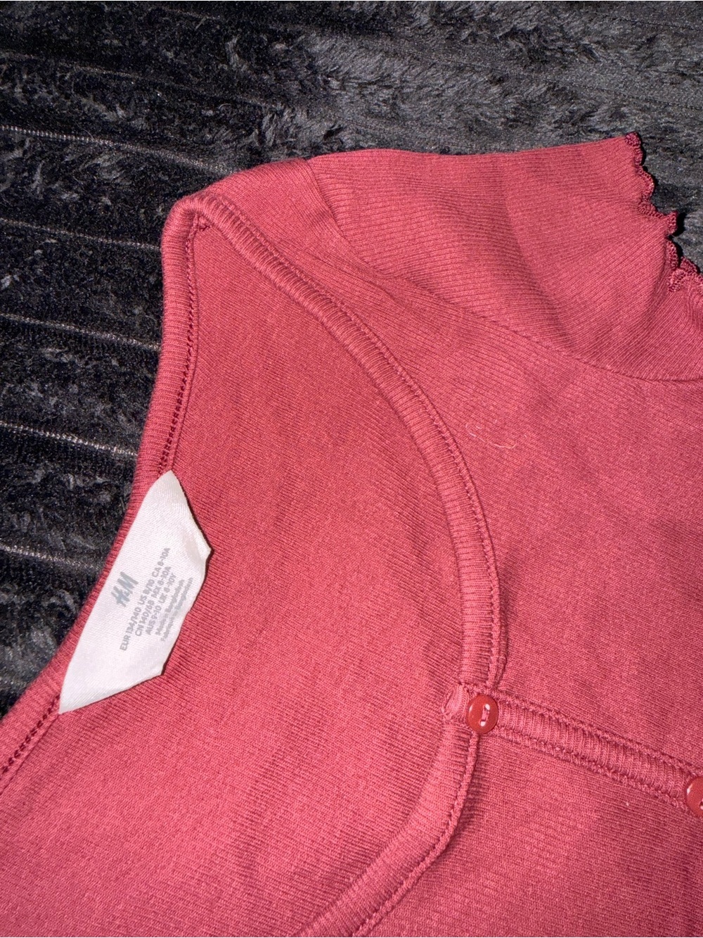 Women’s Pink Button-Front Ribbed Top - Picture 2 of 2